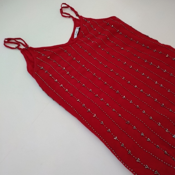 Gorgeous Dex Hand Beaded Tank. SIZE S Crimson with grey silver beading, lined. - Picture 9 of 12